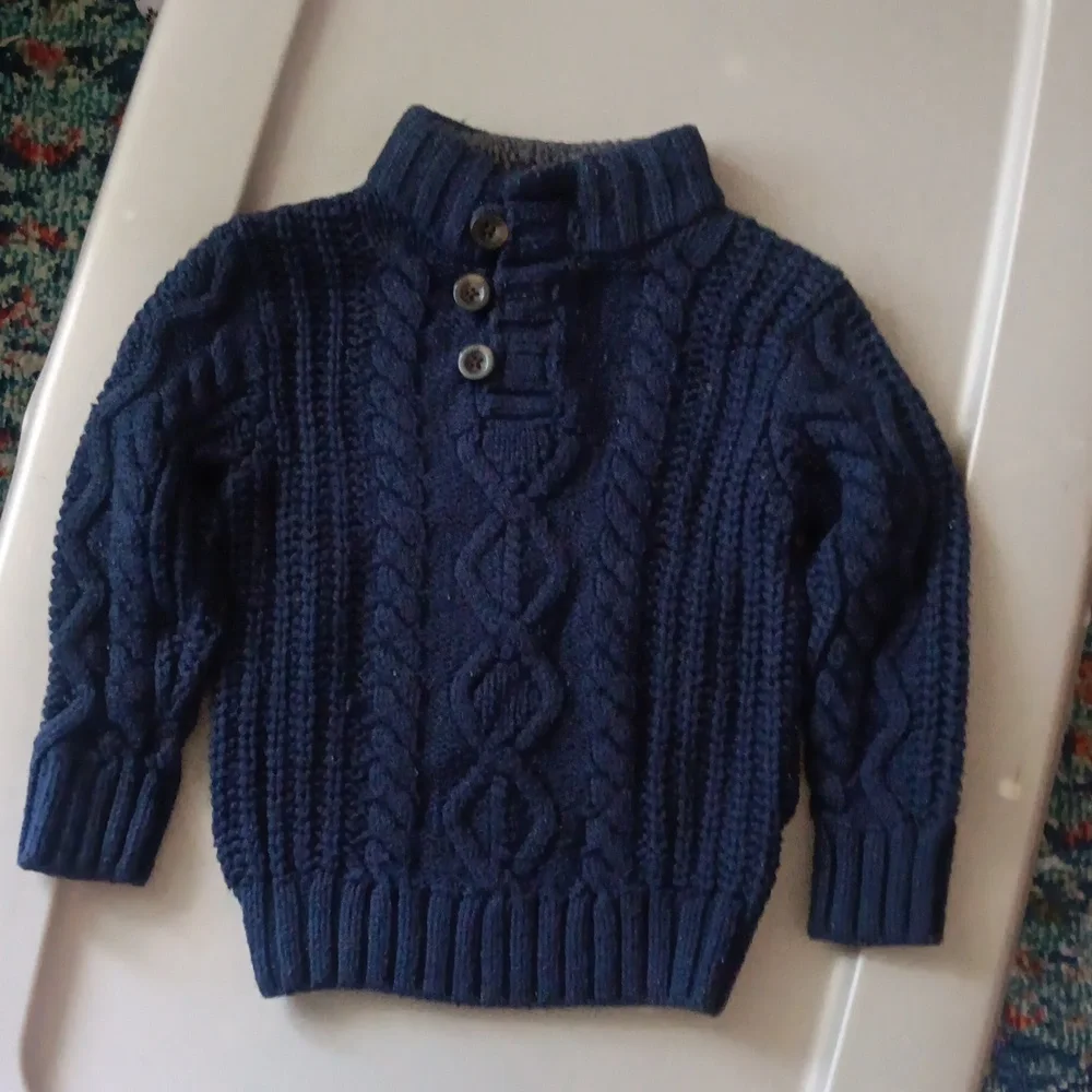 Gap cable knit sweater